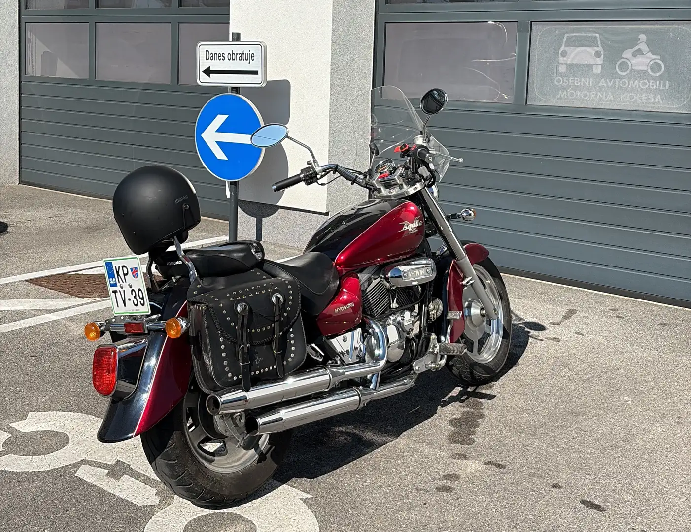 Hyosung Aquila 250 Rosso - 2