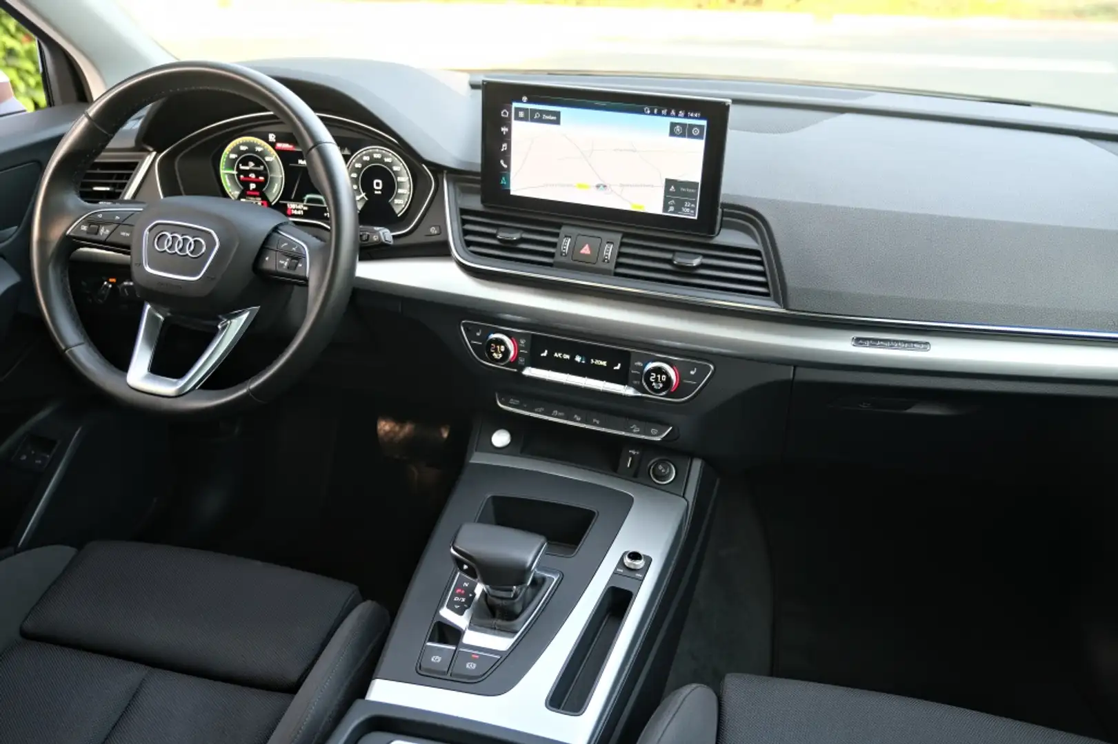 Audi Q5 55 TFSI e S-Line, Facelifte, Pano, Digitaal, Trekh Blanc - 2