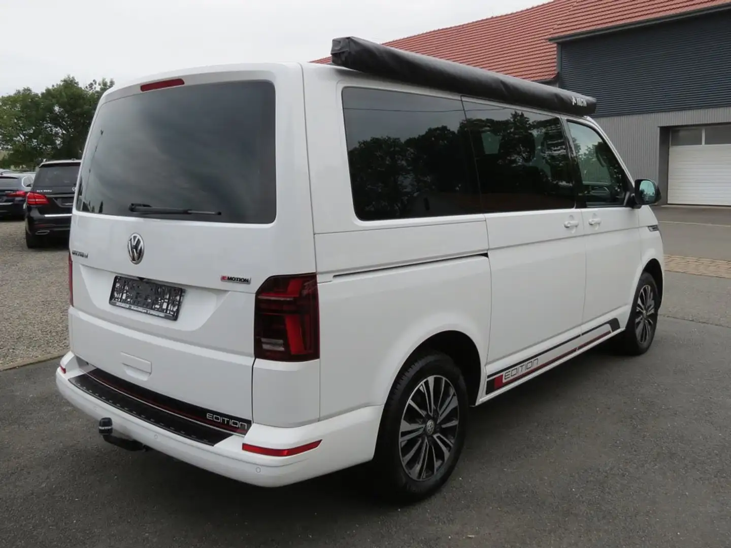 Volkswagen T6.1 Multivan Edition Standheizung Dig.-Cockpit Markise Weiß - 2