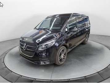 300 d 4MATIC AMG LED*AHK*DISTR*KAM