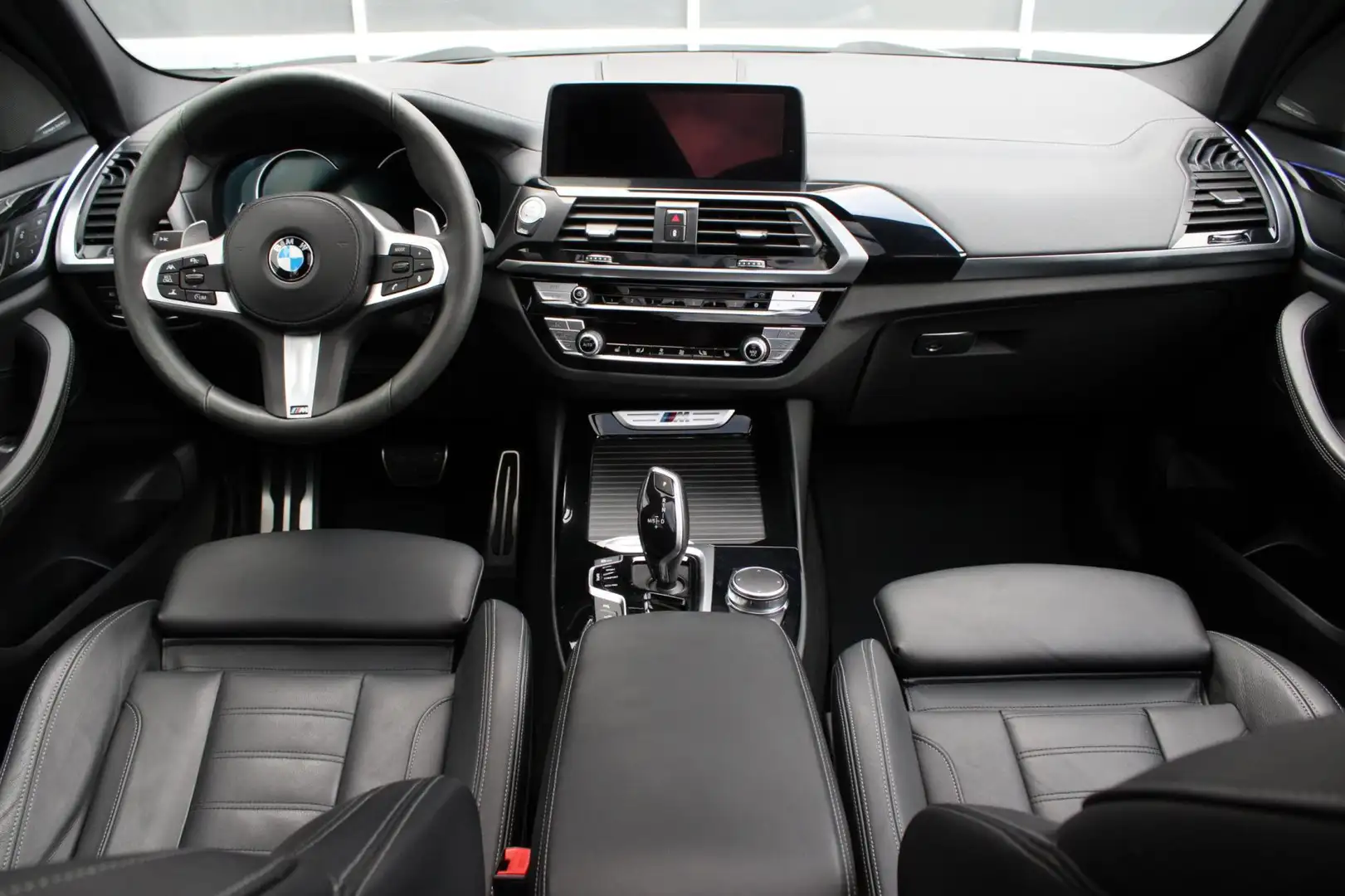 BMW X3 M40i xDrive High Executive Schwarz - 2