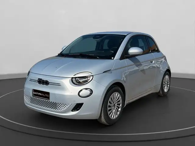 Fiat 500e Berlina 500e - 320 Berlina + Pack Tech (Configuraz