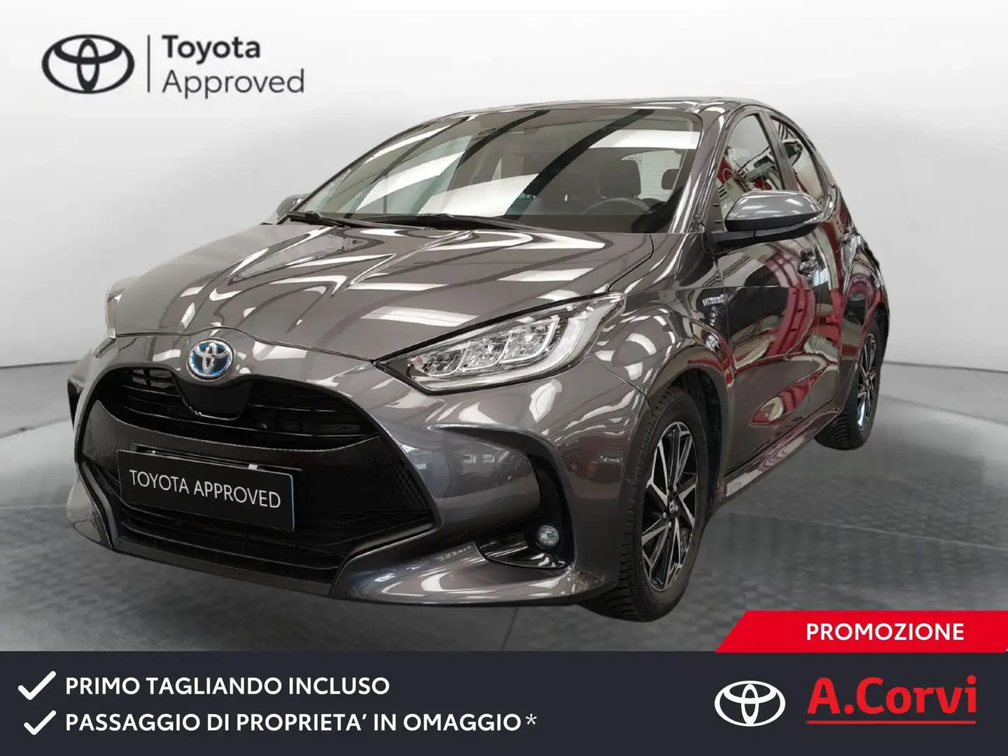 Toyota Yaris 1.5 Hybrid 5 porte Trend Grijs - 1