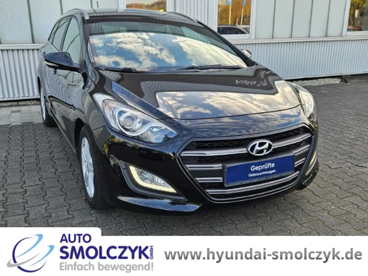 Hyundai i30 PASSION PLUS 1.6 T-GDI 7-DCT AUTOMATIK+KAMERA Negro - 2