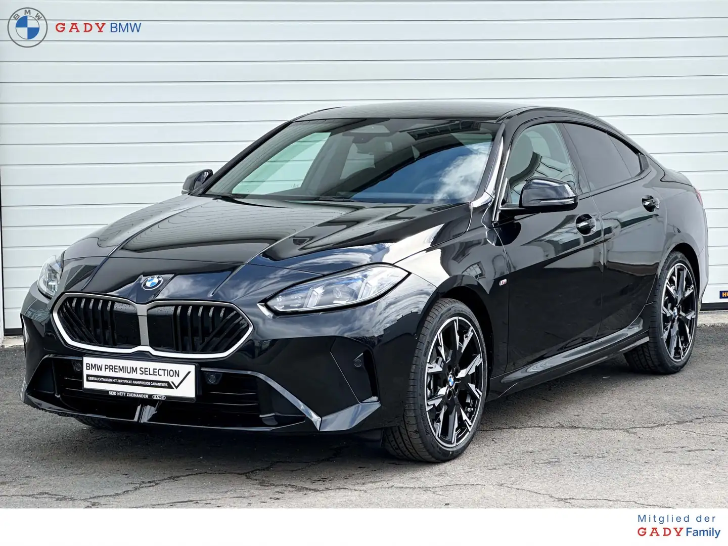 BMW 220 i M-Sportpaket Schwarz - 1