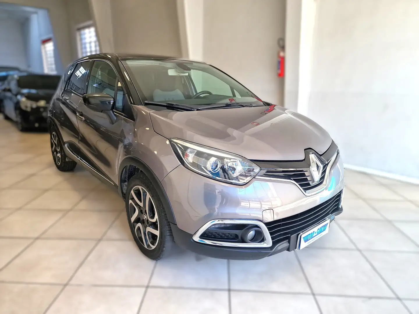 Renault Captur 1.5 dci Intens (energy r-link) 90cv E6 Grigio - 1