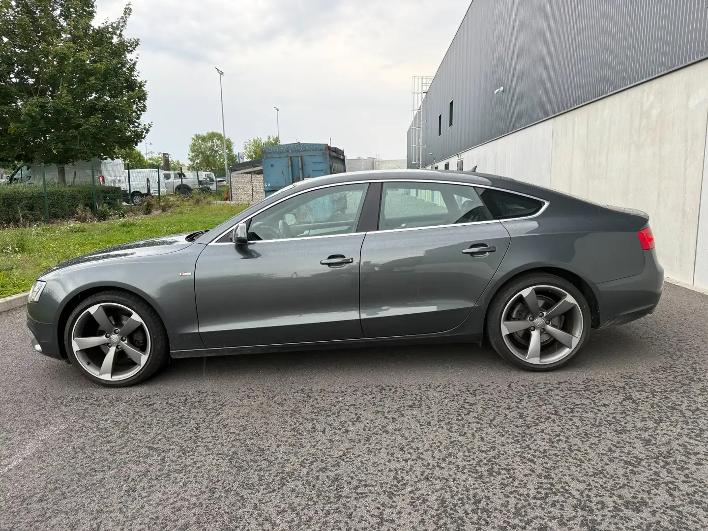 Audi A5 S line Quattro Grau - 2