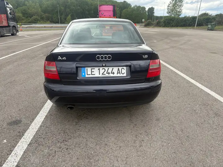 Audi A4 1996, foto 4