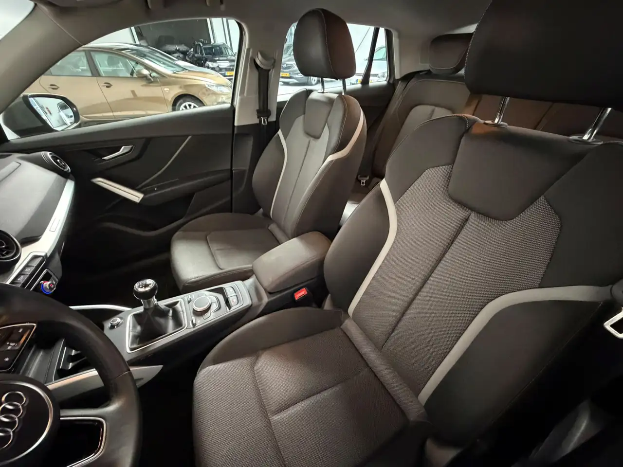 Audi Q2 30 TFSI S Edition, миниатюра 5