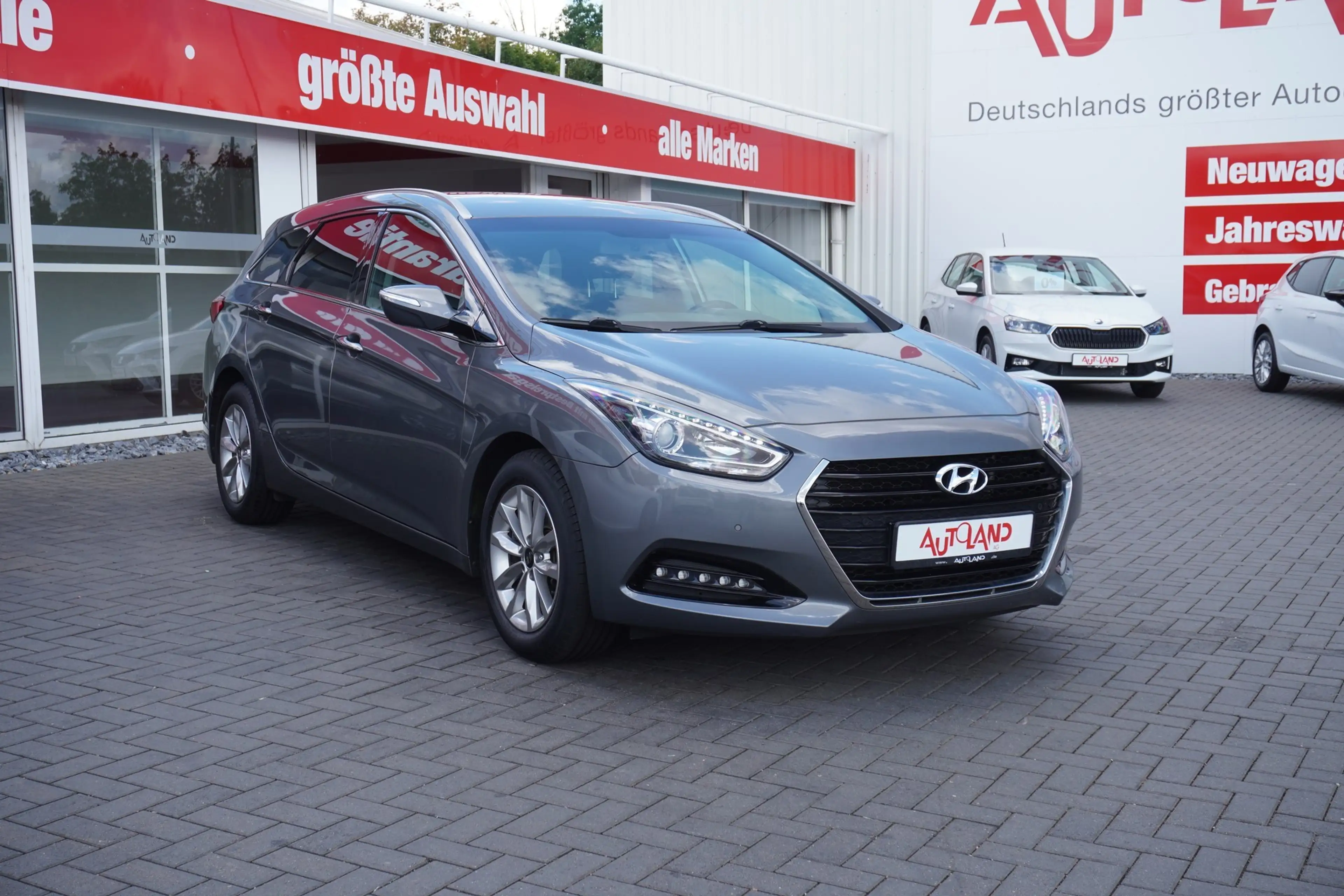 Hyundai i40 1.6 GDI Trend Blue Klimaaut. Navi Kamera — photo 4