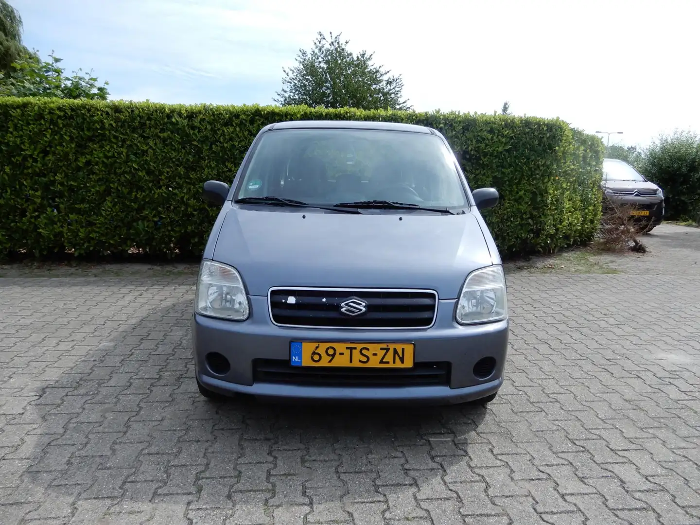Suzuki Wagon R+ 1.2 Trend Gris - 2