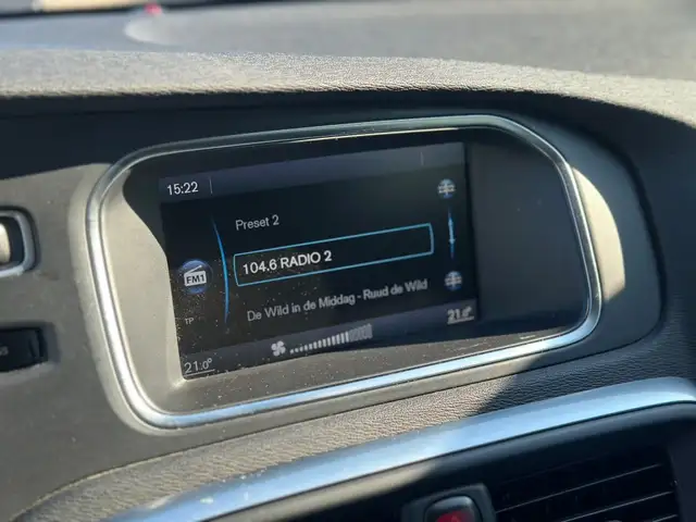 Volvo V40 view 21