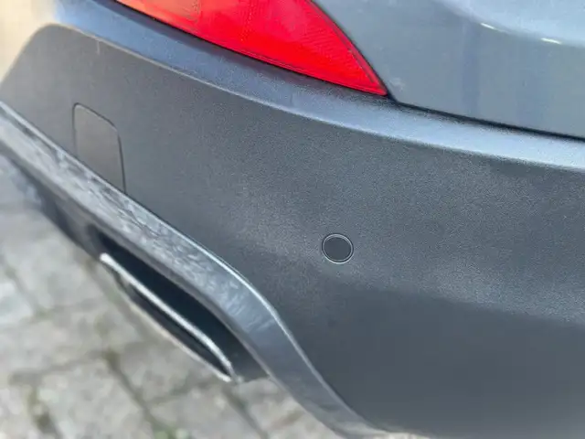 Volvo V40 view 8