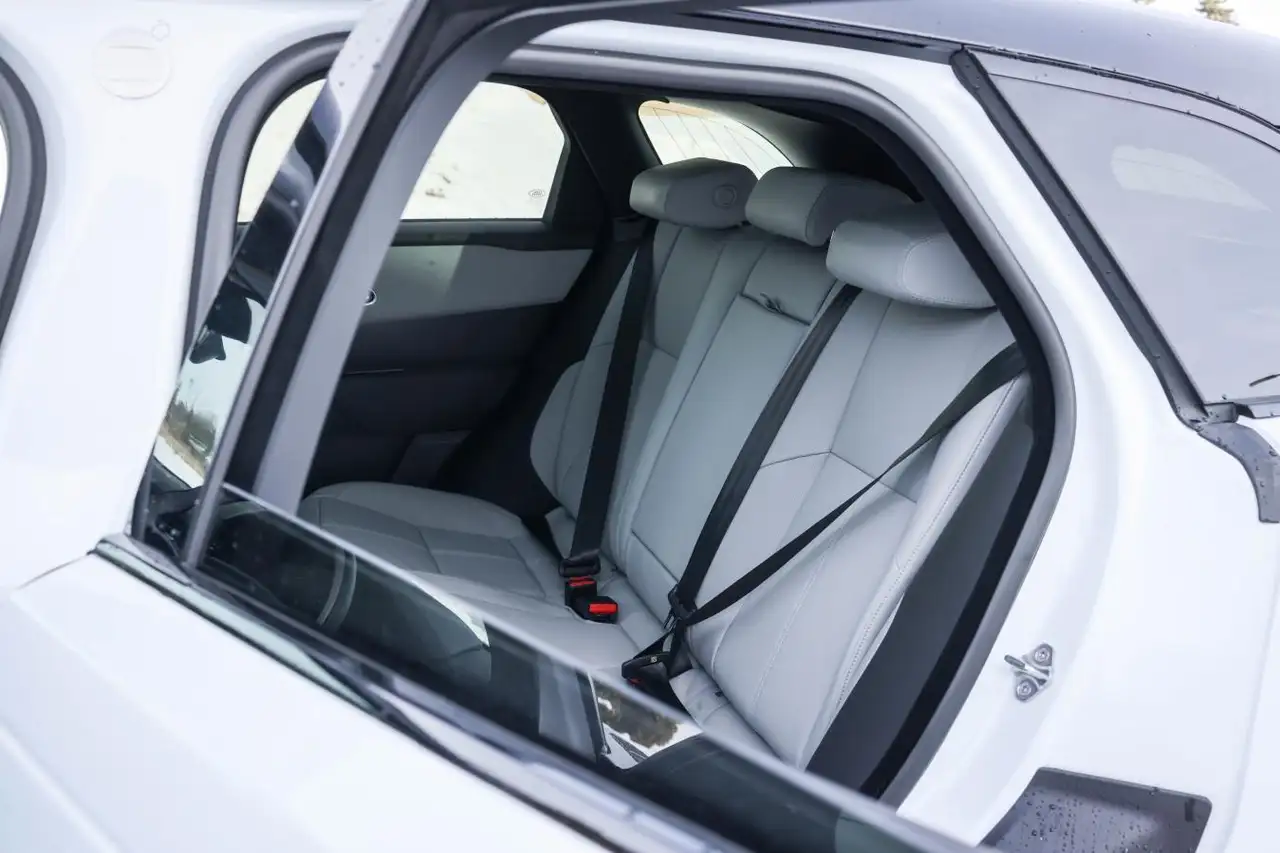 Land Rover Range Rover Velar снимка Land Rover Range Rover Velar