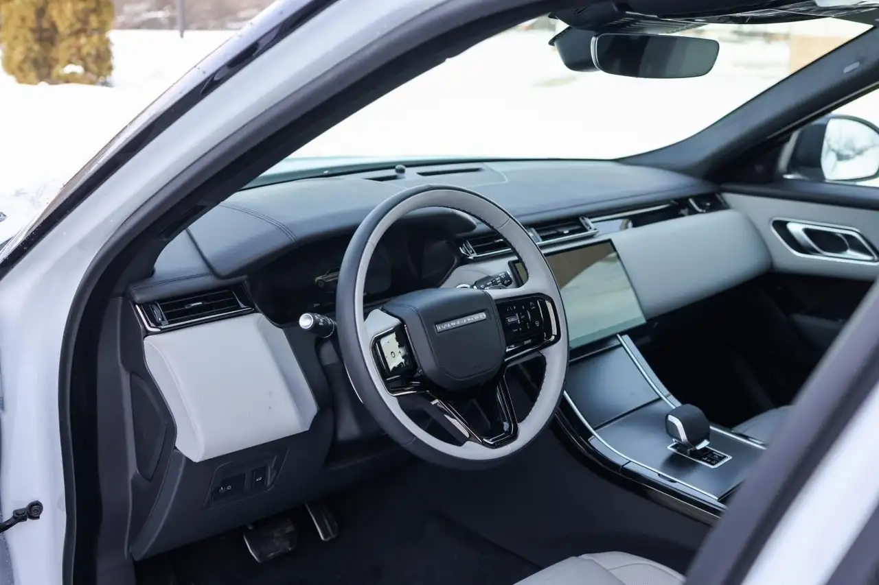 Land Rover Range Rover Velar снимка Land Rover Range Rover Velar