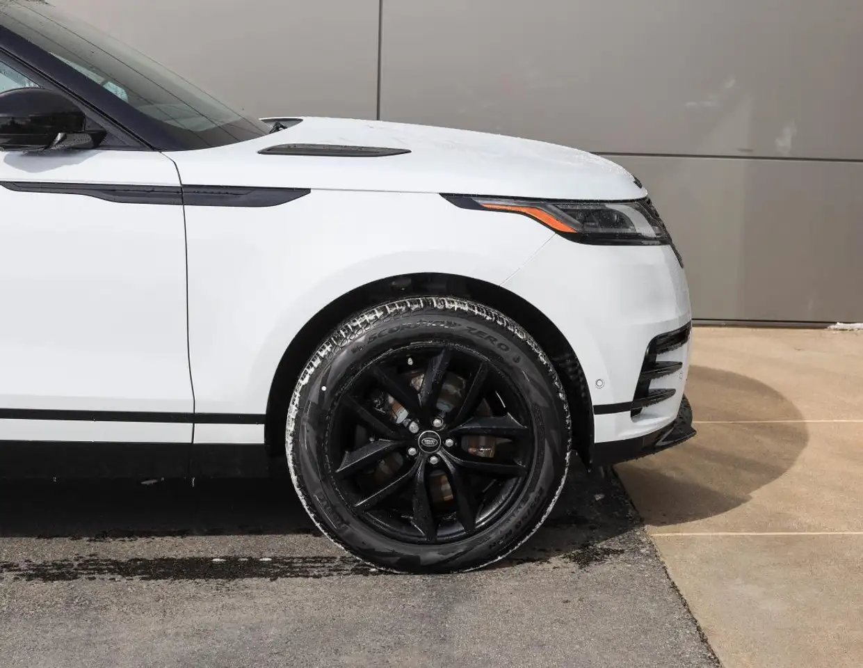 Land Rover Range Rover Velar снимка Land Rover Range Rover Velar