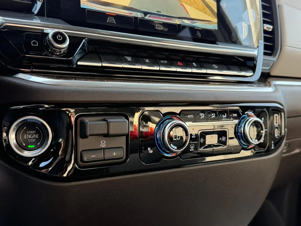 GMC Sierra 2500HD снимка GMC Sierra 2500HD