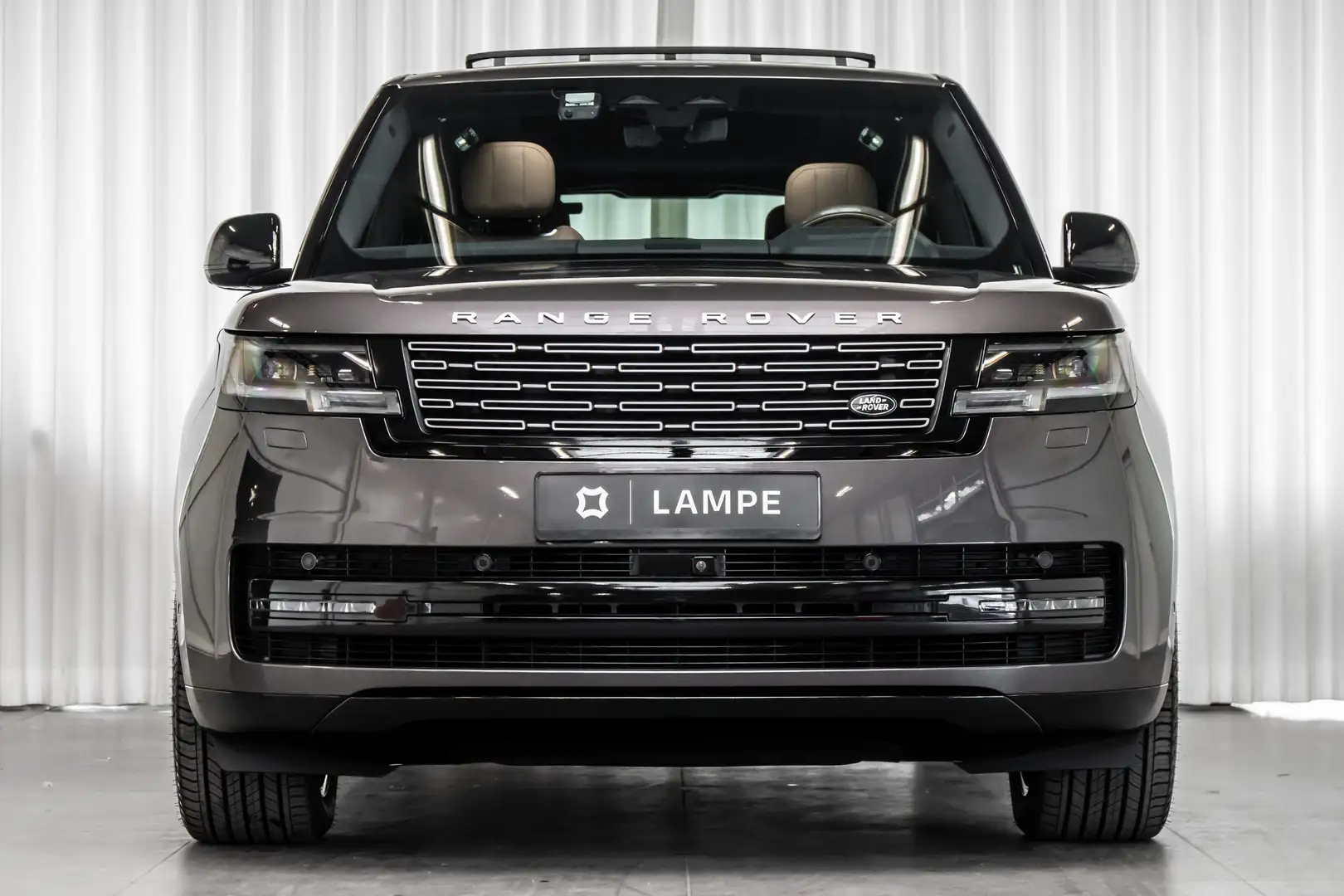 Land Rover Range Rover P440e HSE Hybrid Panodak Trekhaak Meridian HUD ACC Grijs - 2