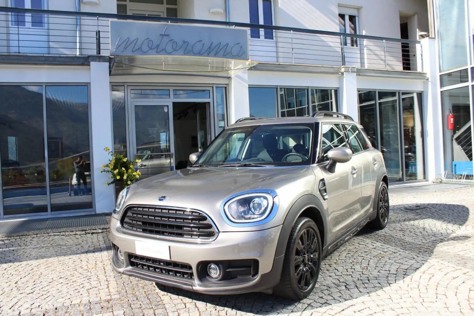 MINI One D Countryman 1.5 aut.Hype Gris - 1
