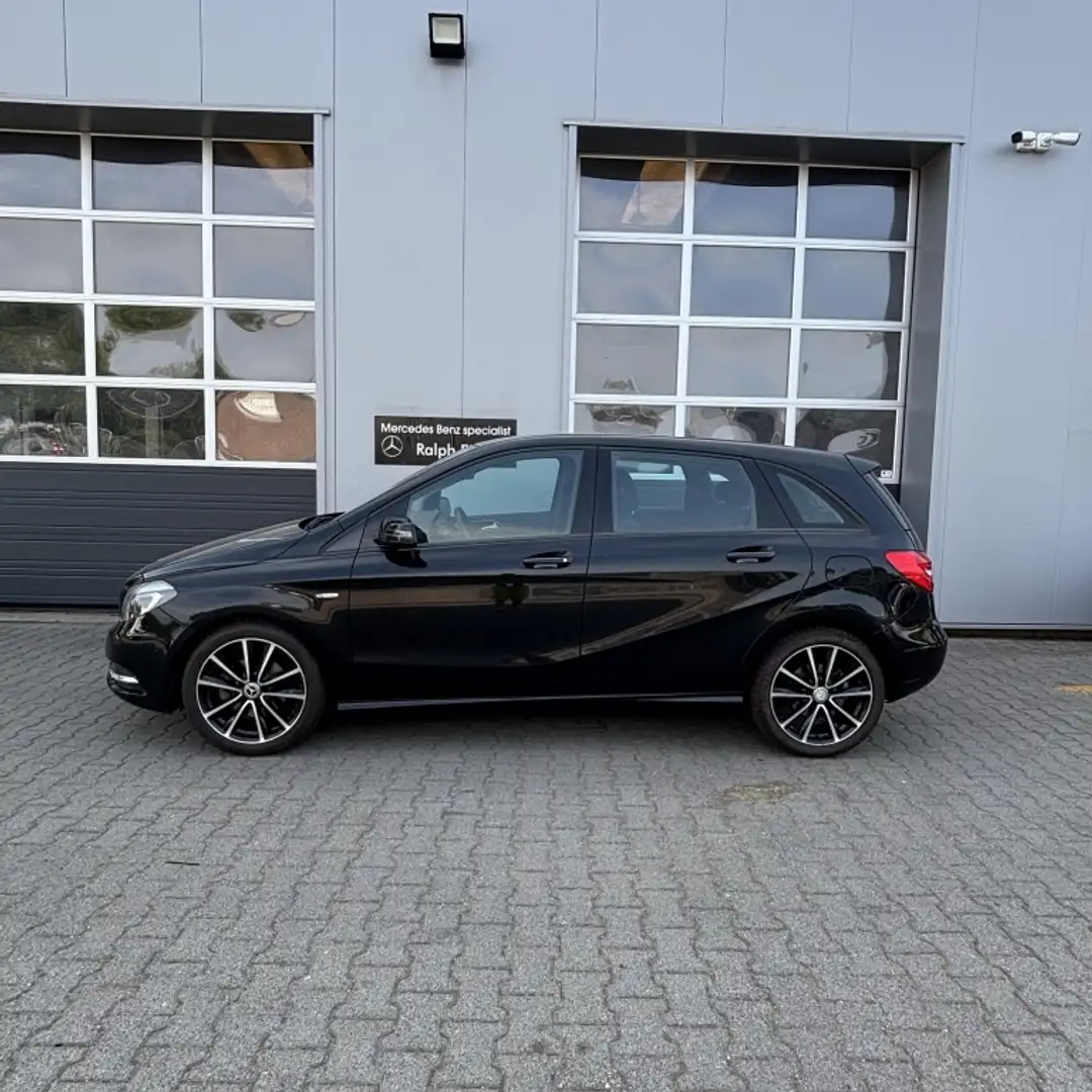 Mercedes-Benz B 200 Ambition Zwart - 2