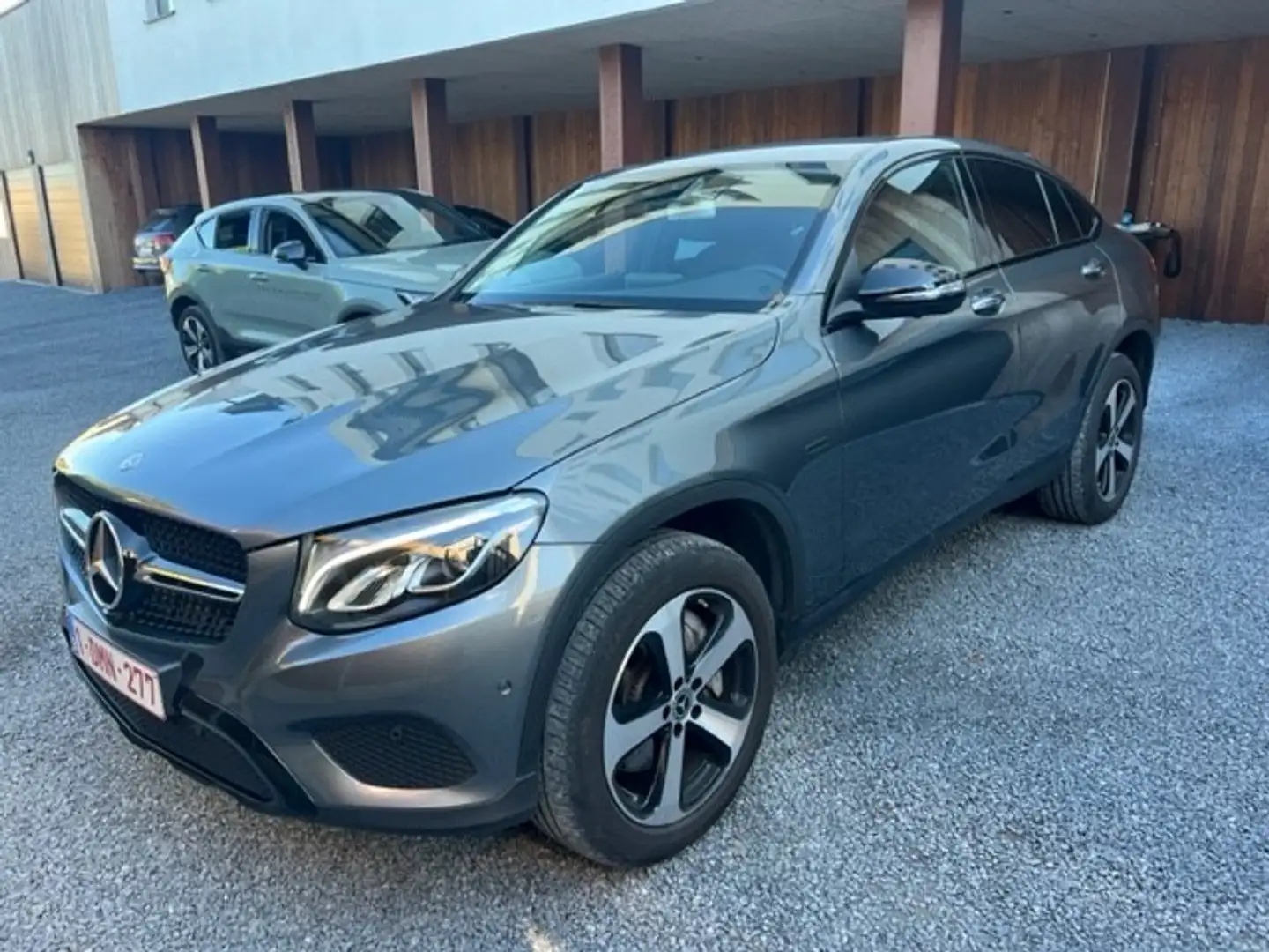Mercedes-Benz GLC 350 e 4Matic 7G-TRONIC Grijs - 1