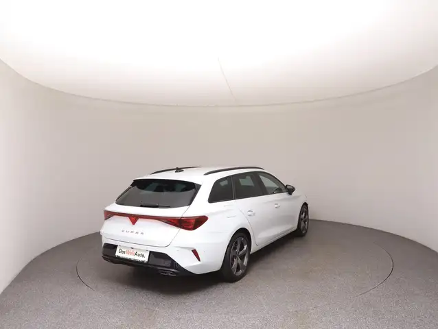 Cupra Leon view 4