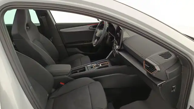 Cupra Leon view 10