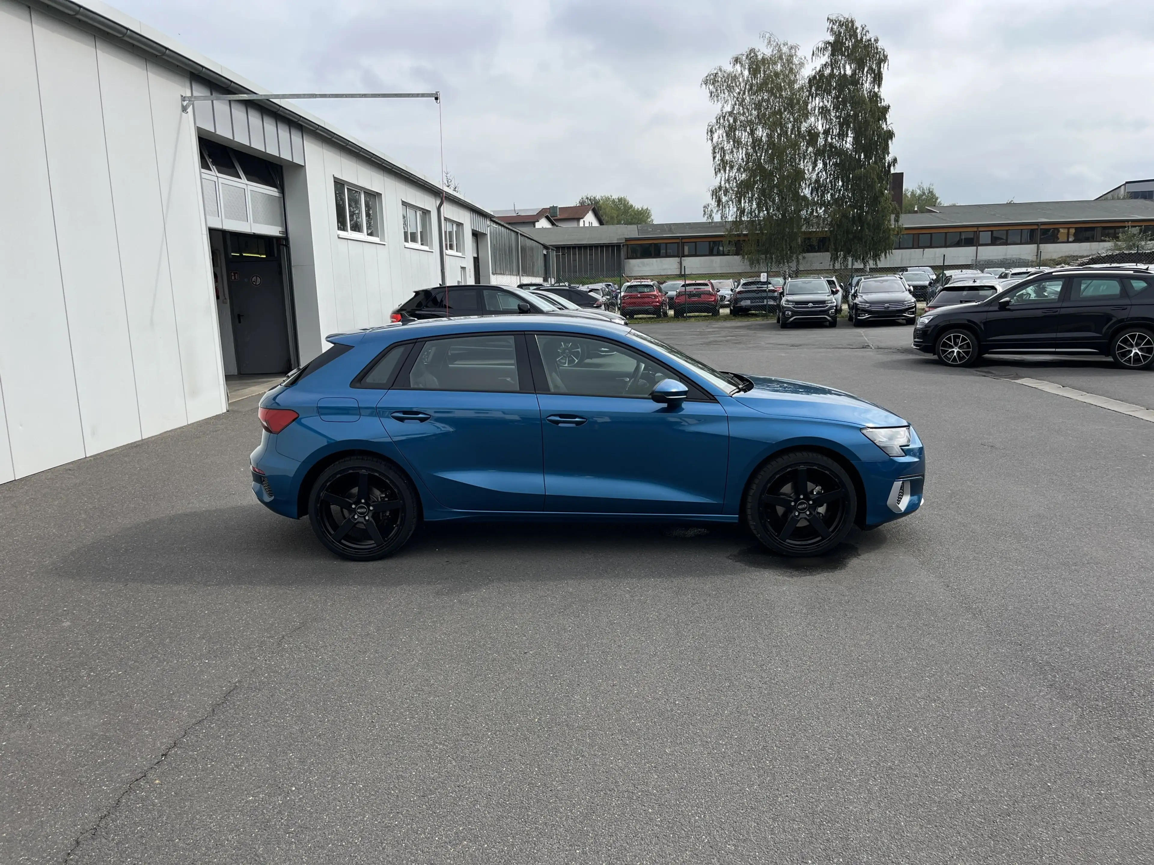 Audi A3 Sportback 35 1.5 TFSI advanced S-Line Optik 150€ — photo 6