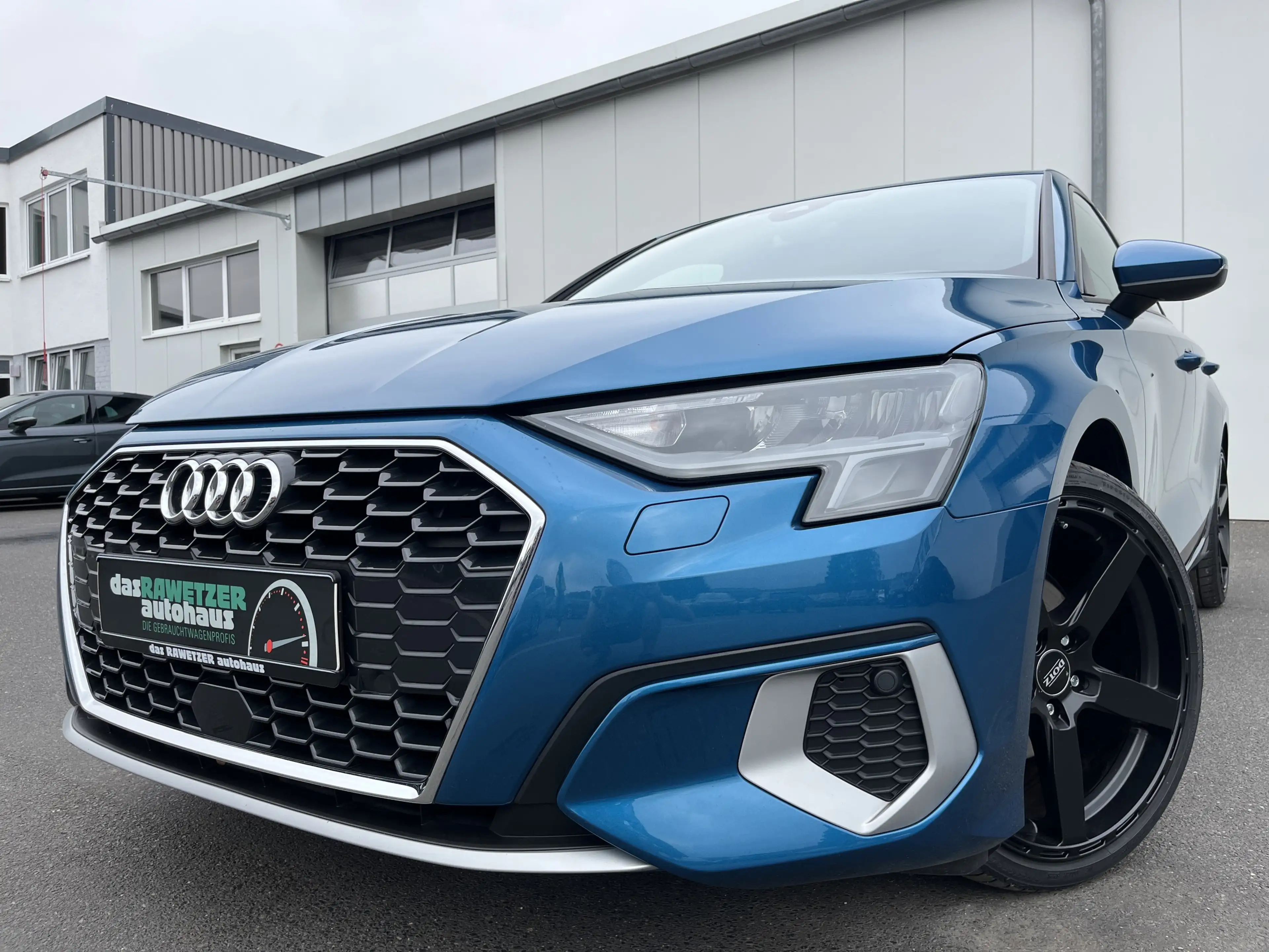 Audi A3 Sportback 35 1.5 TFSI advanced S-Line Optik 150€