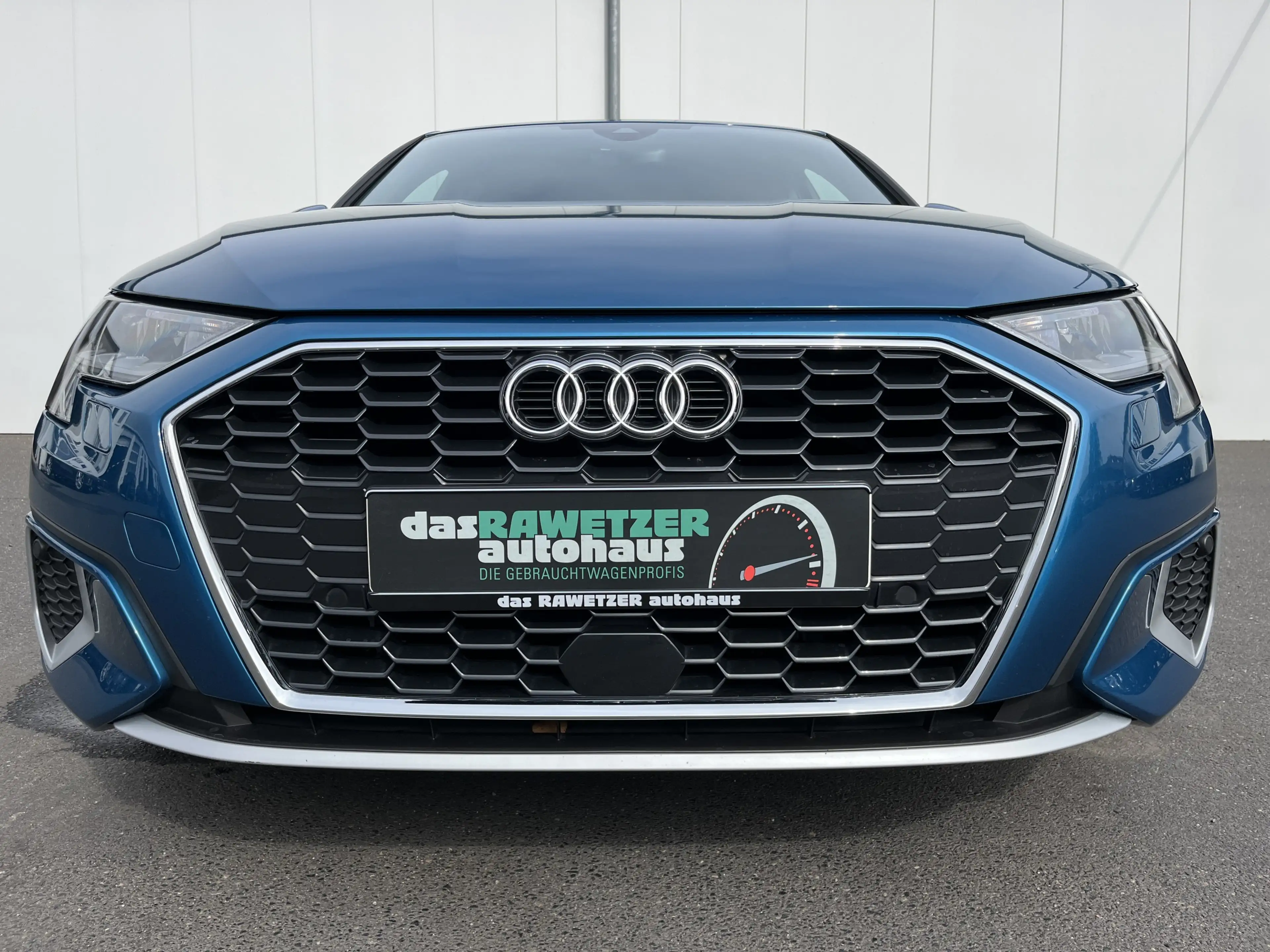 Audi A3 Sportback 35 1.5 TFSI advanced S-Line Optik 150€ — photo 4