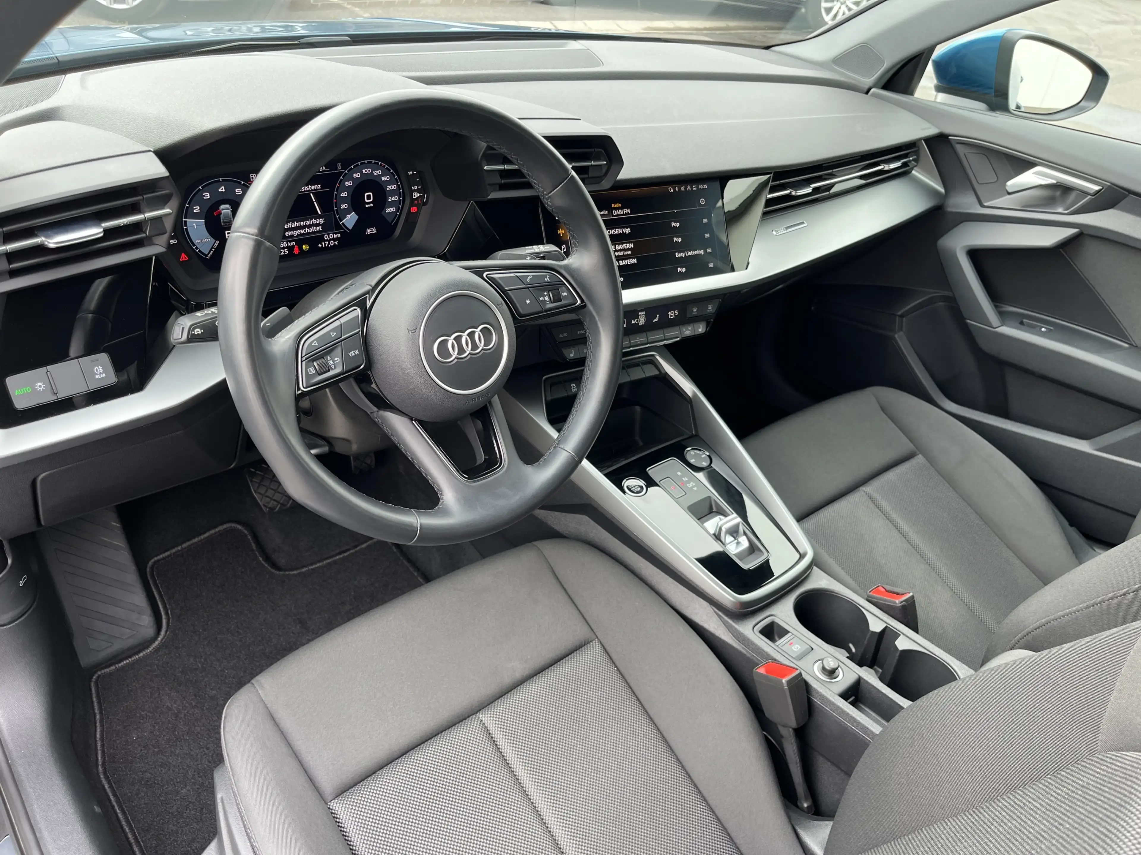 Audi A3 Sportback 35 1.5 TFSI advanced S-Line Optik 150€ — photo 12