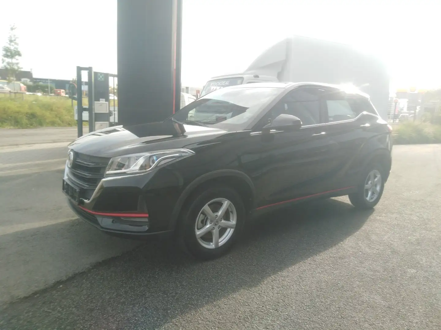 DFSK Fengon 500 Black - 1