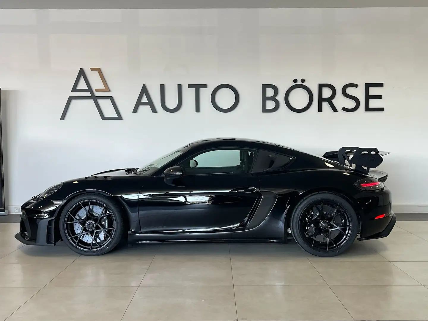 Porsche Cayman 718 GT4 RS*WEISSACH*CARBON*CAM*BOSE*LED* Schwarz - 2