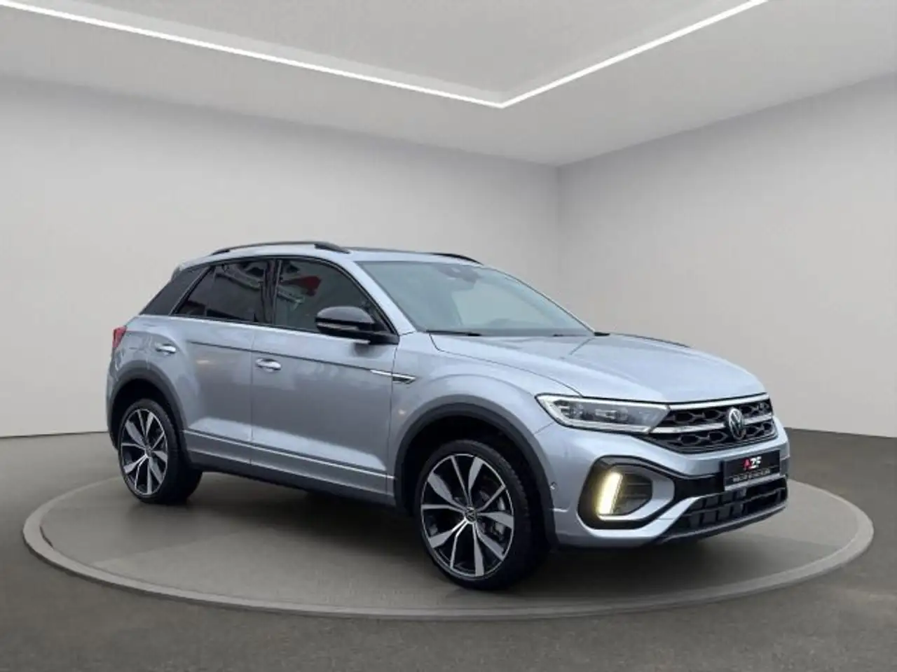 Volkswagen T-Roc R-Line 1.5 TSI DSG ACC + PANO + AHK 3