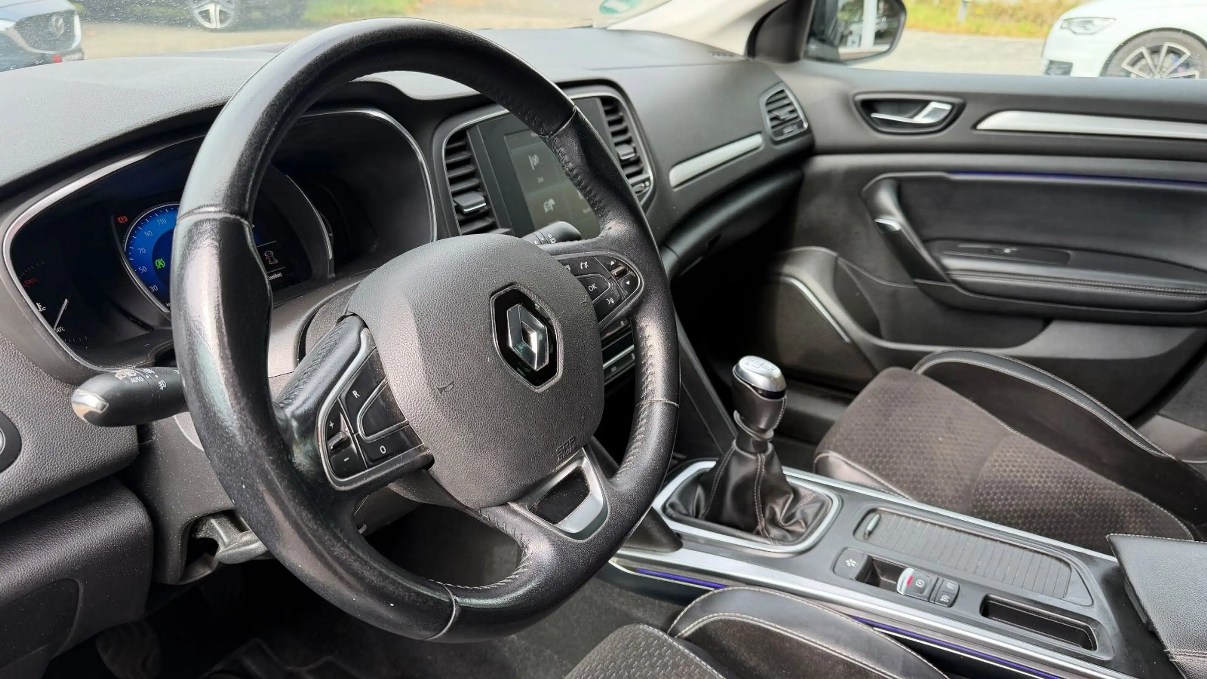 Renault Megane IV Grandtour Intens |NAVI|PDC|LEDER|AHK — photo 6