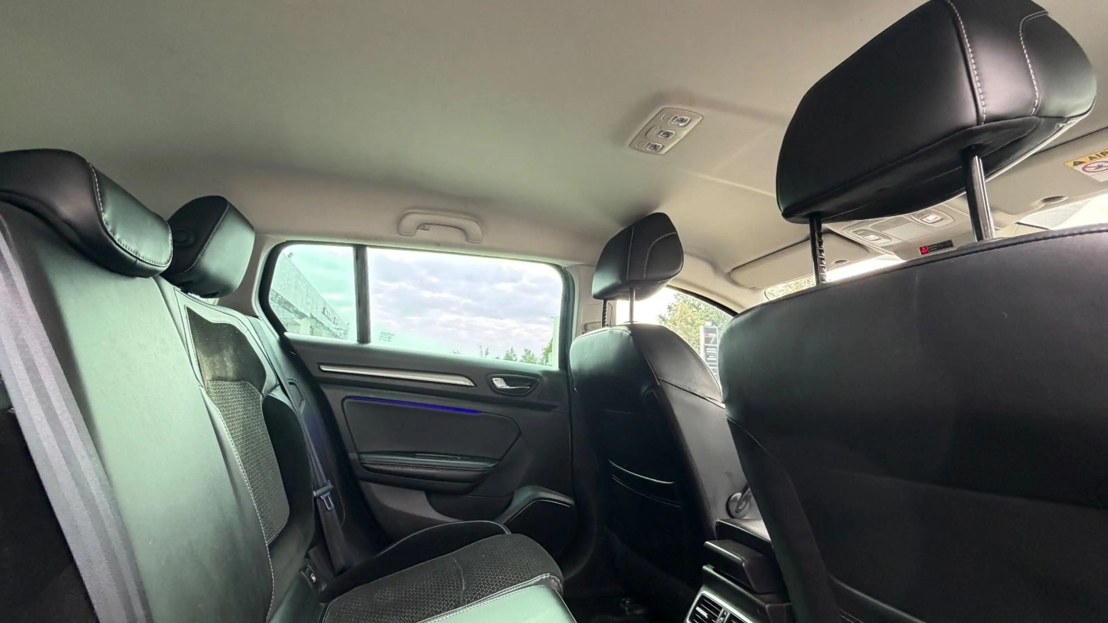 Renault Megane IV Grandtour Intens |NAVI|PDC|LEDER|AHK — photo 14
