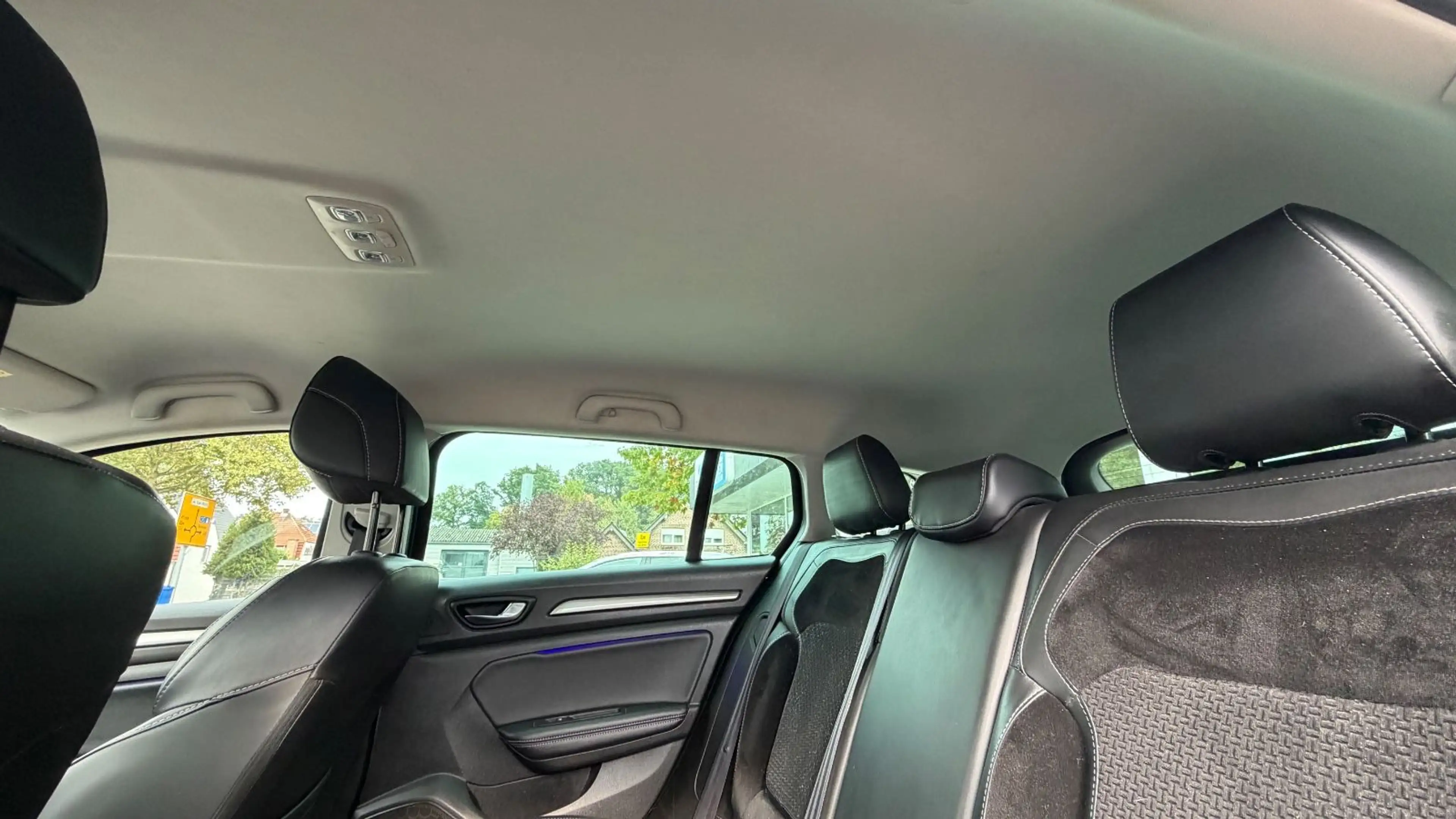 Renault Megane IV Grandtour Intens |NAVI|PDC|LEDER|AHK — photo 15