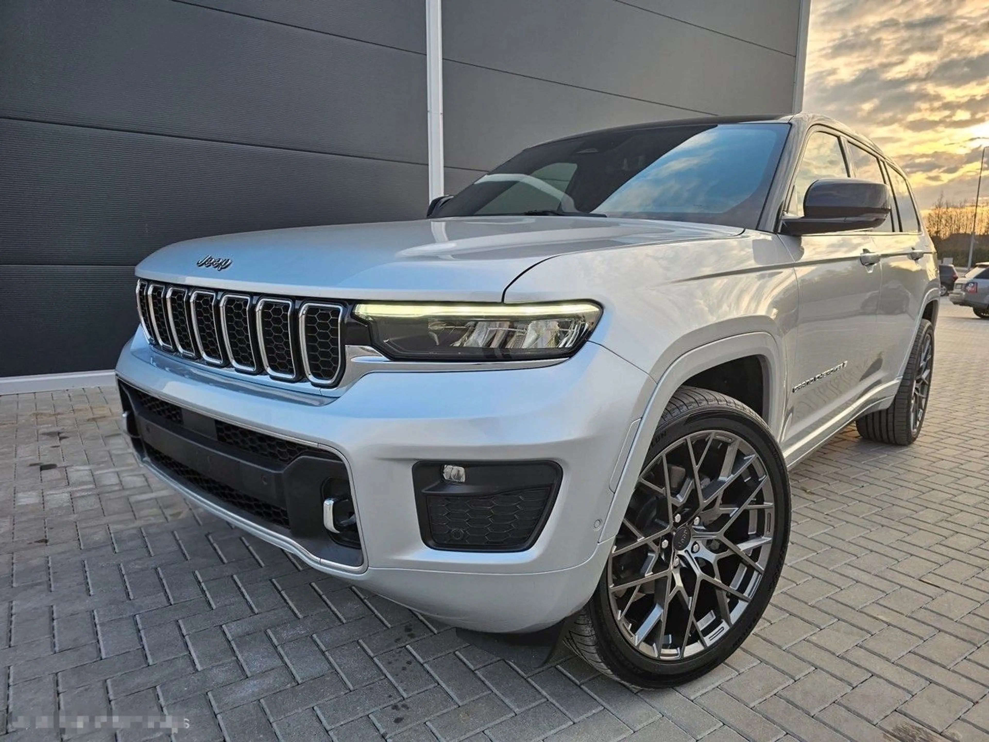 Jeep Grand Cherokee Overland 22"Zoll — photo 2