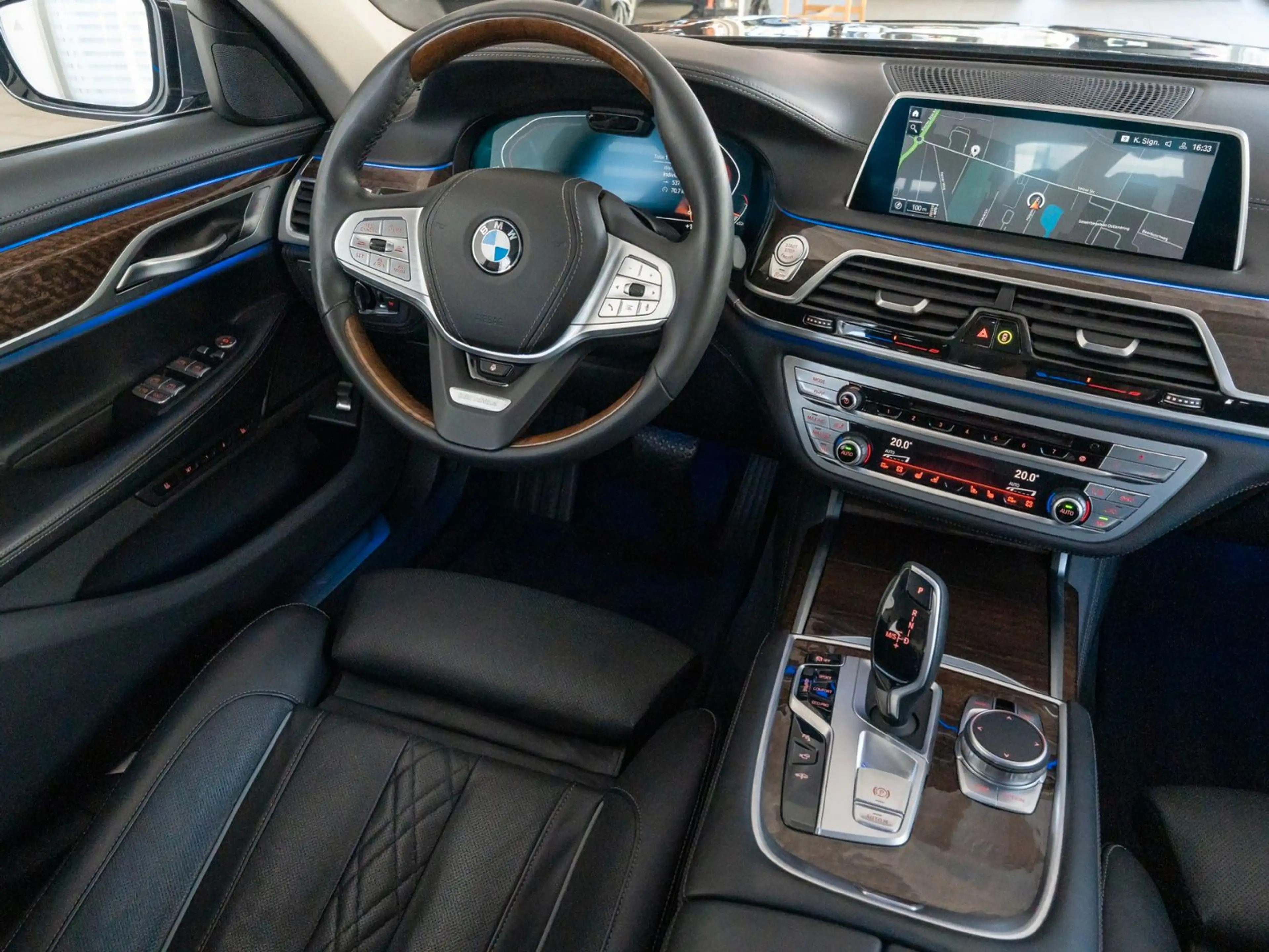 BMW 750 ixD LASER 360° HUD AHK ACC Massage Memory S/C — photo 10