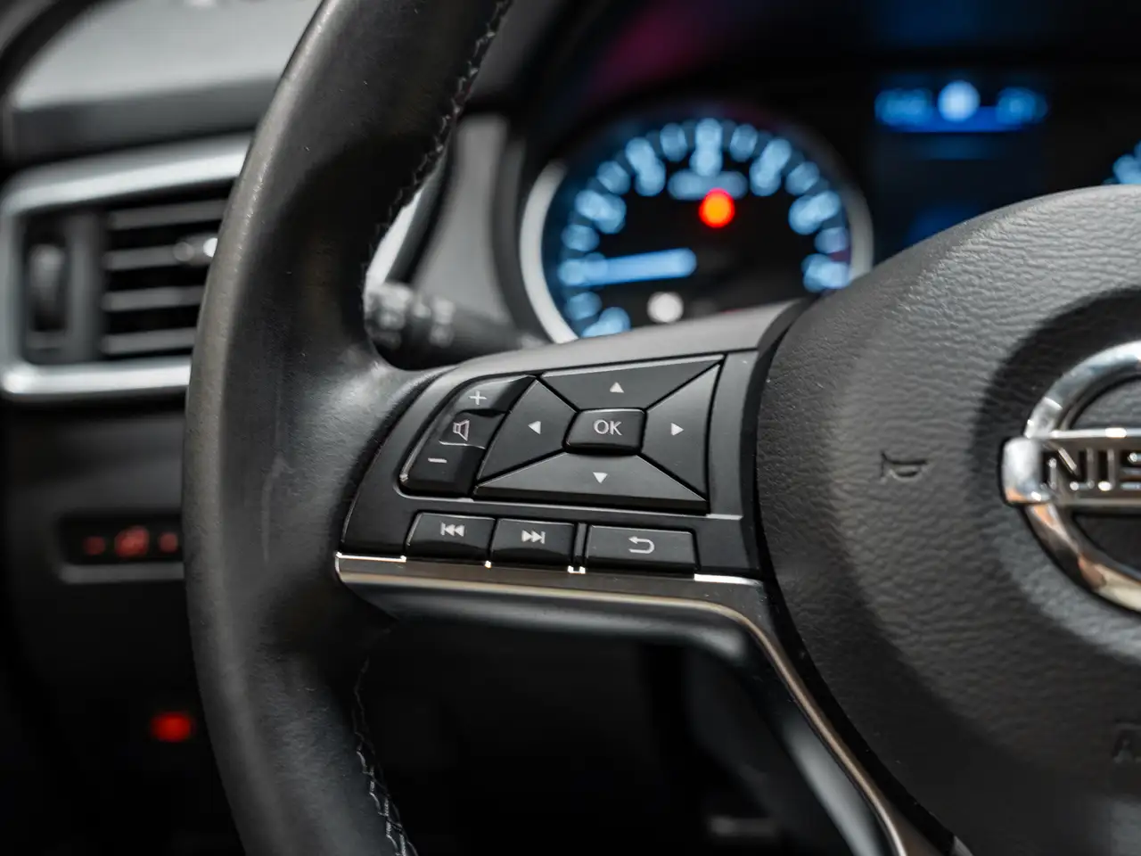 Nissan Qashqai 1.3 DIG-T DCT N-Connecta, Navi, Voll Led, ACC, 360, миниатюра 27