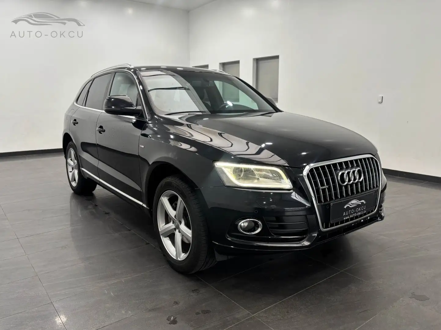Audi Q5 2.0 TDI S-Line Plus quattro/LEDER/NAVI/HU:NEU Schwarz - 2