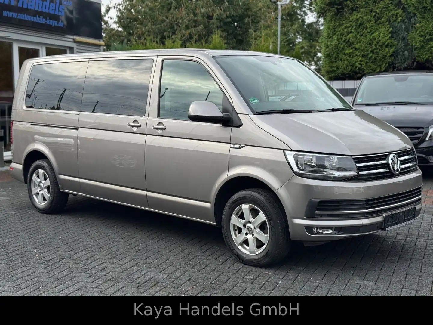 Volkswagen T6 Caravelle Comfortline LANG/Navi/DSG/8-Sitzer Gold - 2