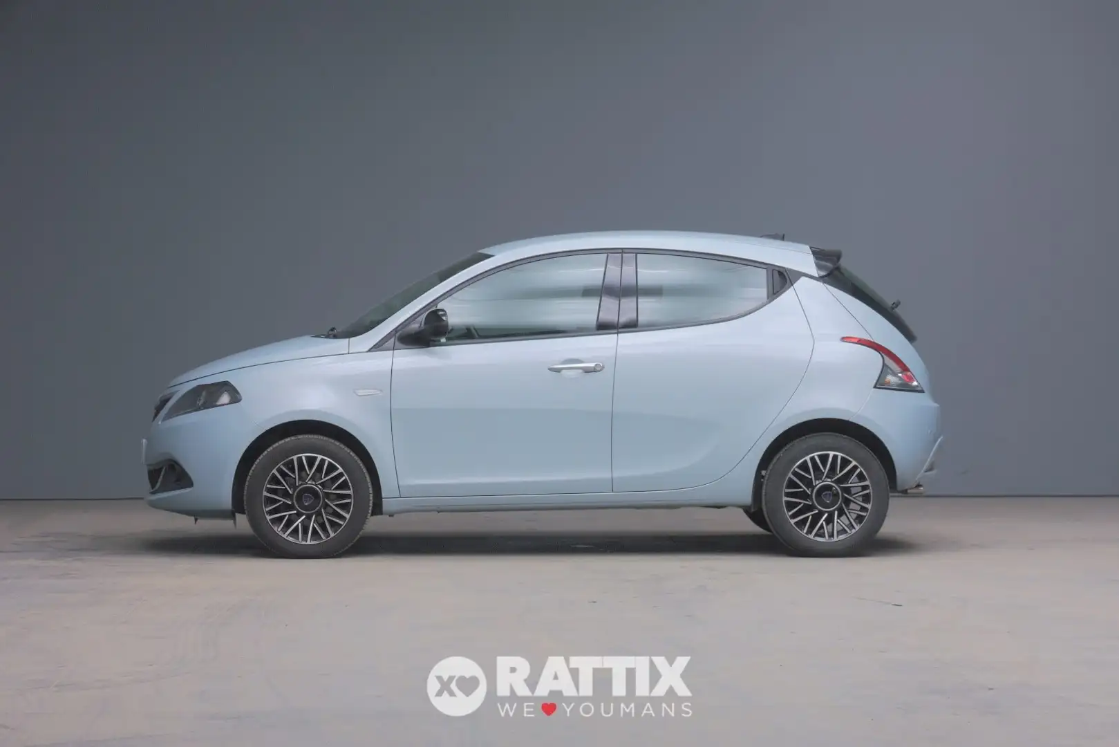 Lancia Ypsilon 1.0 Firefly Hybrid 70CV Platino Zielony - 2