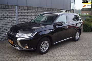 2.4 PHEV Pure 4WD Automaat Leder/Alcantara Navi Ca
