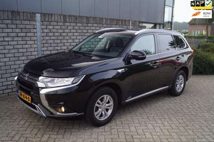 Mitsubishi Outlander 2.4 PHEV Pure 4WD Automaat Leder/Alcantara Navi Ca