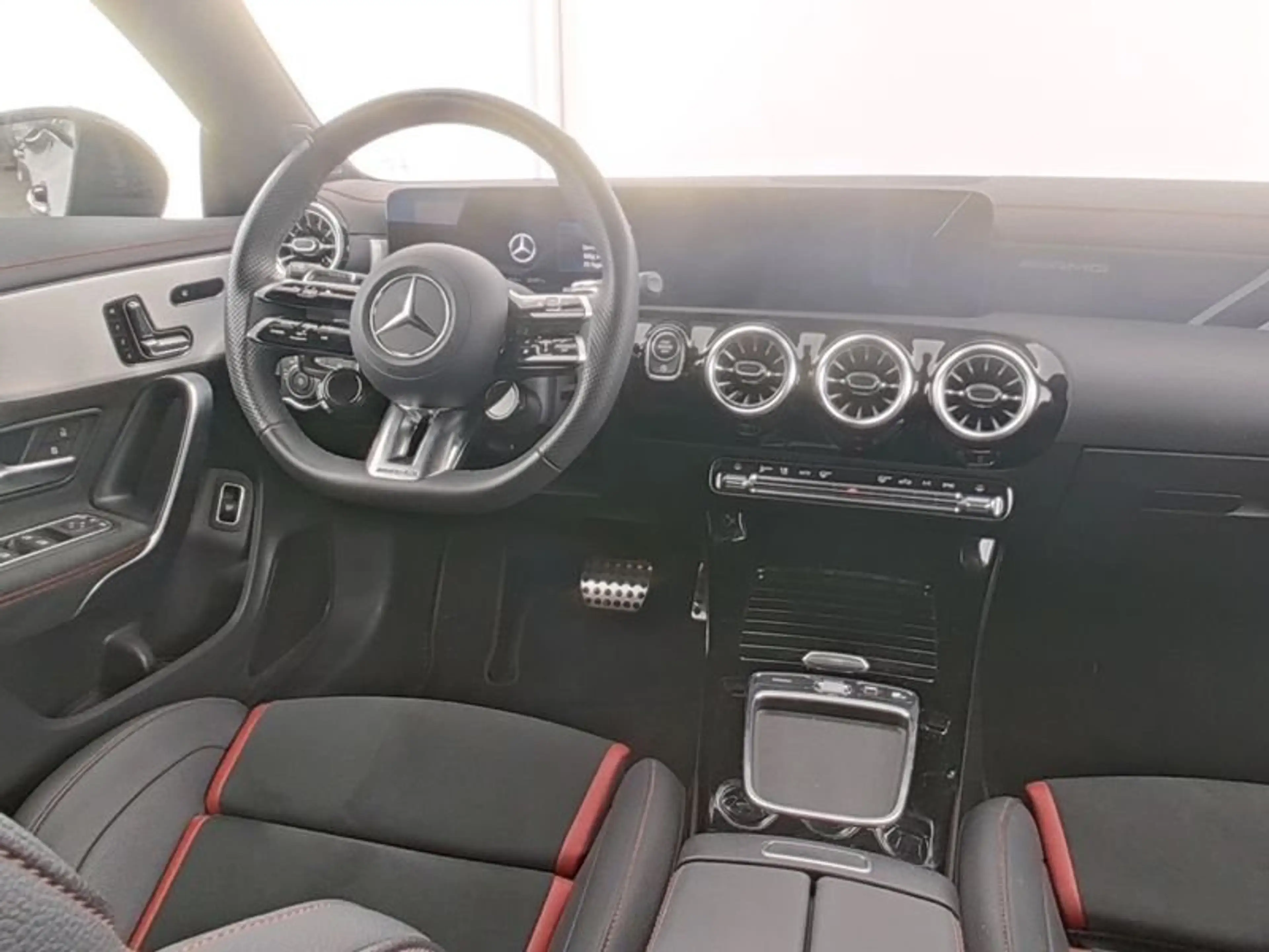 Mercedes-Benz CLA 35 AMG CLA 35 4M AMG Coupé+AERO+PANO+PERFORMANCE-SITZE+ — photo 5