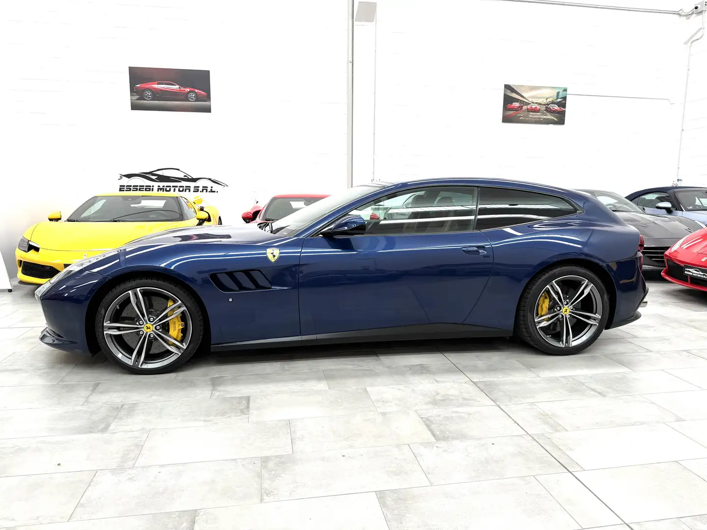 Ferrari GTC4 Lusso 6.3 DTC BLU TOUR DE FRANCE - 2