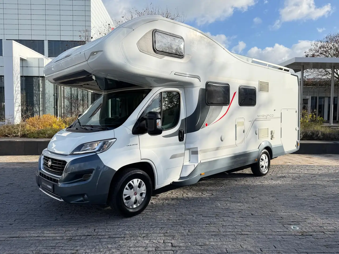 Fiat CAMPER / ROLLER TEAM MAGNIFICO 131PK / EURO5 Wit - 1