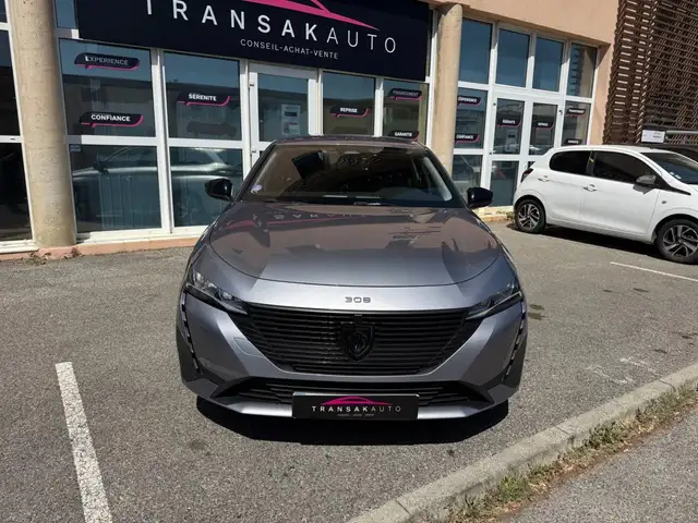 Peugeot 308 view 2