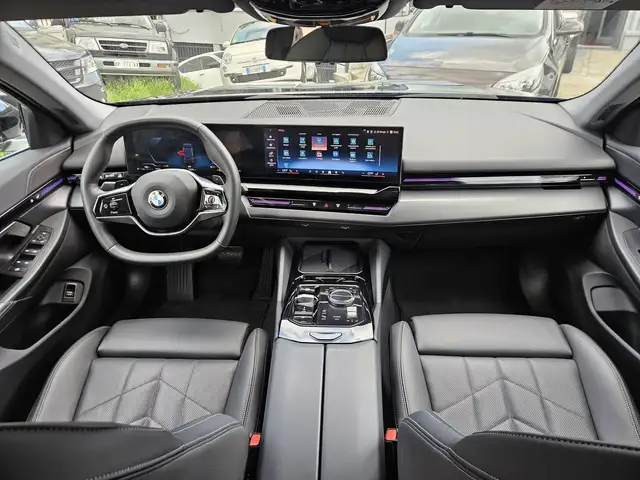 BMW 5 Series view 11